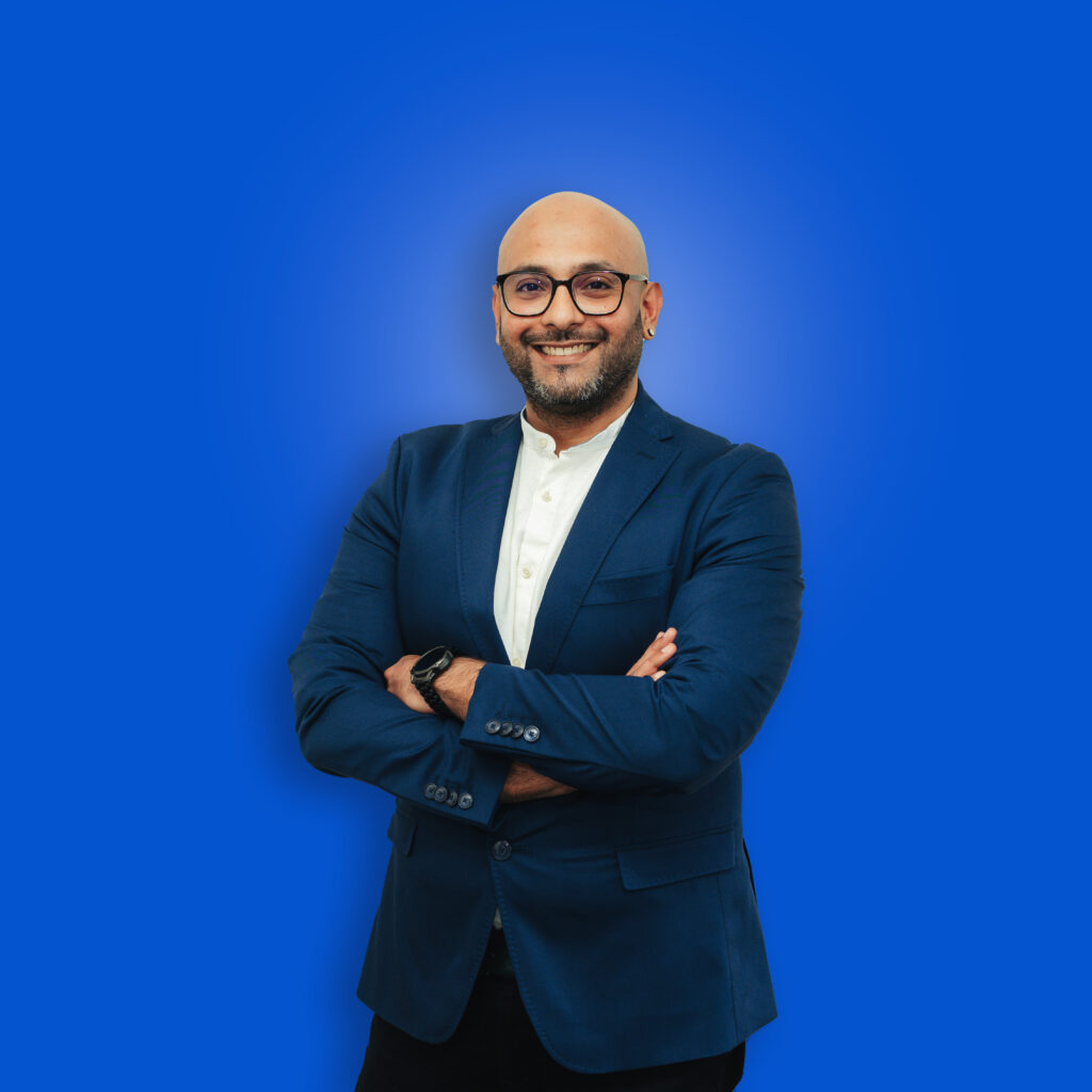 Portraitbild unseres Mitarbeitenden Omair